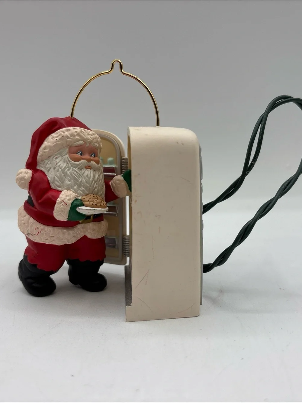 Hallmark Keepsake Dated 1993 Vintage Raiding The Fridge Lighted Ornament Magic